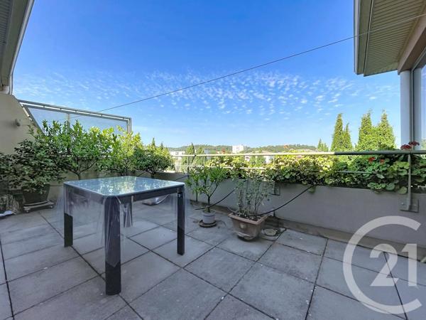 Appartement T5 à vendre  4 pièces - 98,15 m 2   BAGNOLS SUR CEZE  - 30