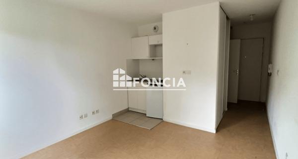 À vendre Studio 21.08 m² - Saint-genis-laval 69230