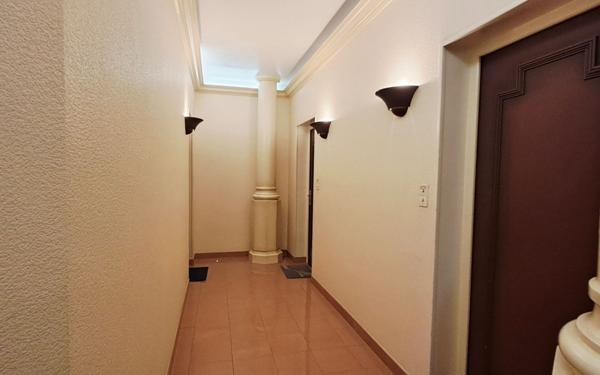 Appartement à louer    1 pièce • 32 m2 Saint-Quentin