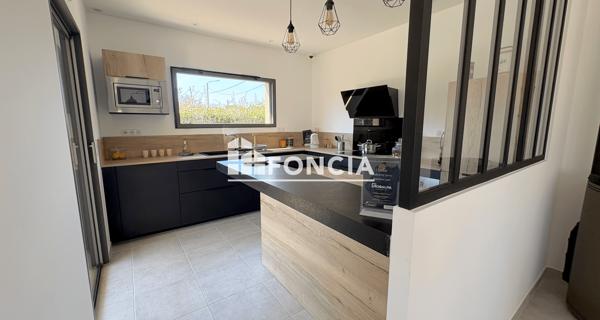Location Maison 4 pièces 102.61 m² - Morières-lès-avignon 84310