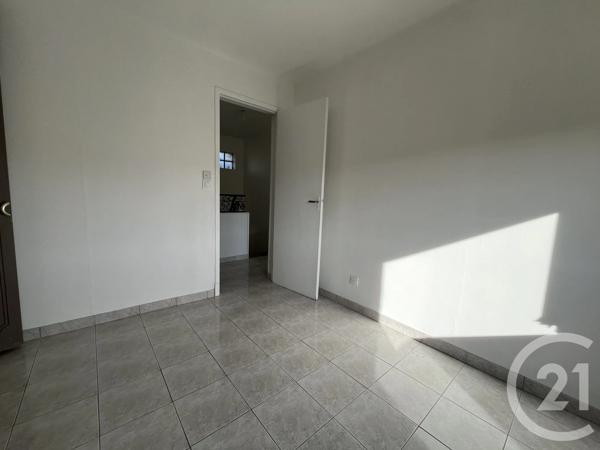 Maison à vendre  4 pièces - 107,93 m 2   PENNAUTIER  - 11