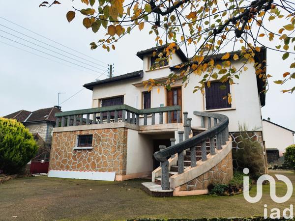 Maison 4 pièces de 91 m² à Compertrix (51510)