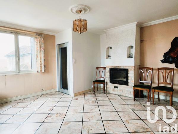 Maison 4 pièces de 91 m² à Compertrix (51510)