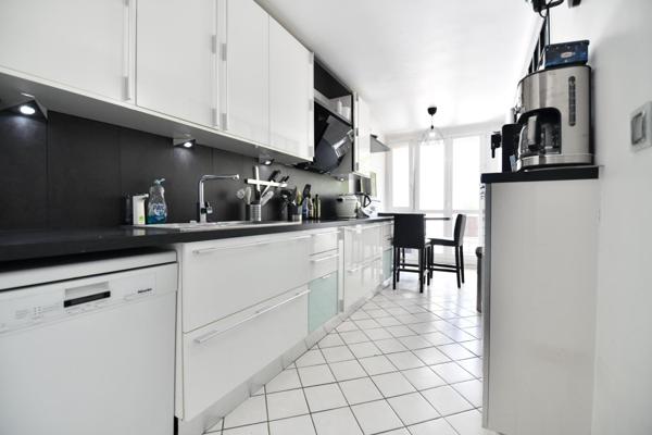 Magnifique appartement de 5 pièces! Ravalement récent!