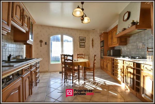 Maison familiale sur sous sol avec vue mer et jardin