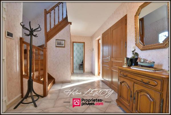 Maison familiale sur sous sol avec vue mer et jardin