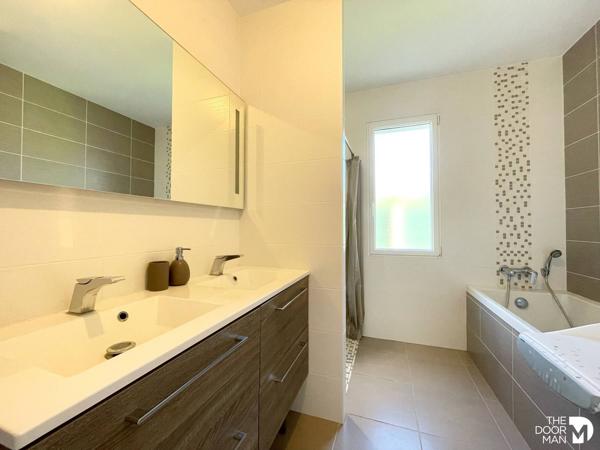 Maison - Vendu - 103 m² - SAINTE-PAZANNE | The Door Man