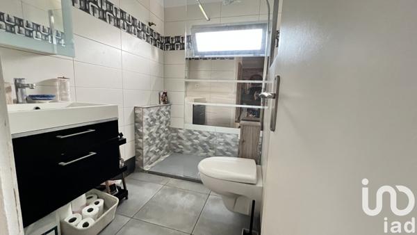 Appartement 3 pièces de 61 m² à Cagnes-sur-Mer (06800)