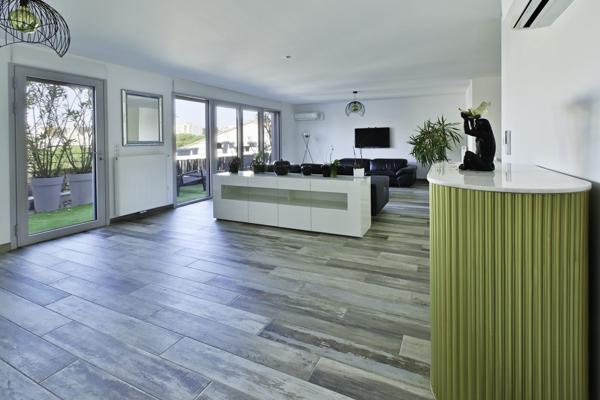 SUPERBE APPARTEMENT A DEUX PAS DES PLAGES