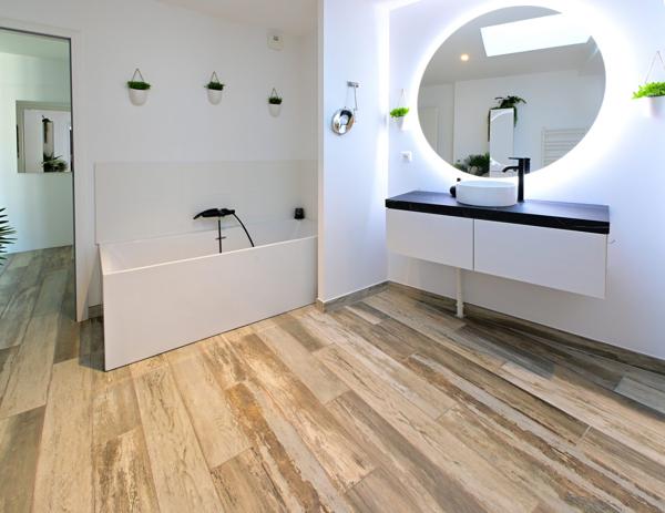 SUPERBE APPARTEMENT A DEUX PAS DES PLAGES