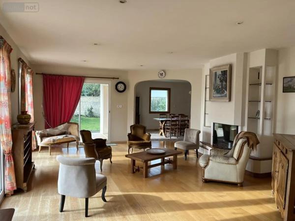 Achat - Maison Luçon 85400 6 pièces 181 m 2 2553 m 2