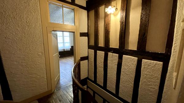 Maison Bourgeoise de 202 m² - Rue Bourbonnoux