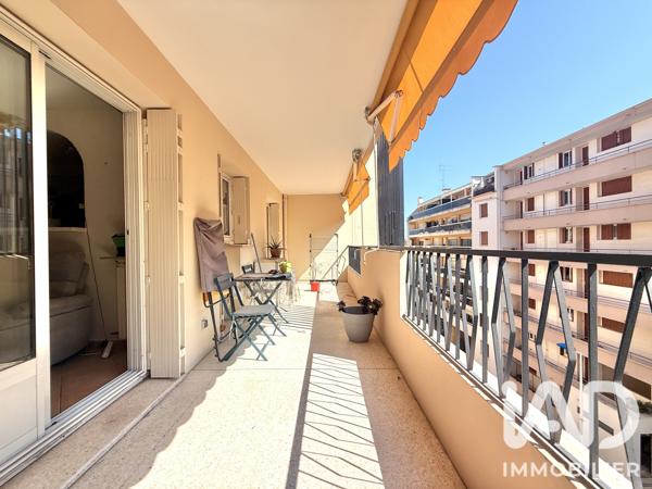 Appartement à vendre 2 pièces 56,27 m² Cagnes-sur-Mer