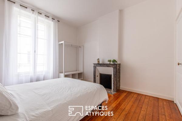 Exceptionnelle propriété Place du Lycée au coeur du centre ville