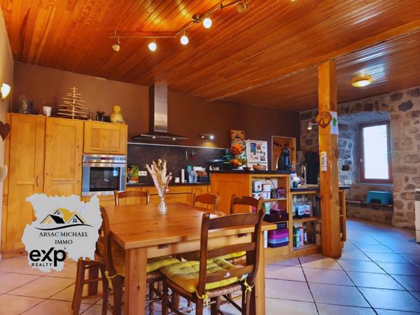 Maison de bourg Pradelles T5