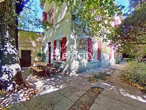 Maison 6 pièces - 200 m²