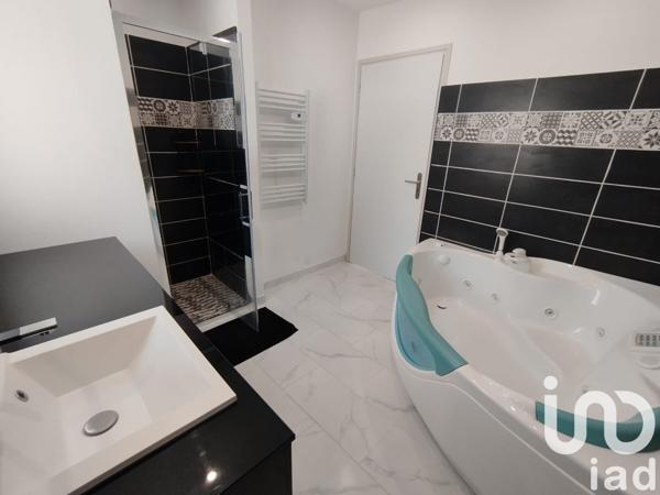 Pavillon 5 pièces de 159 m² à Montoire-sur-le-Loir (41800)