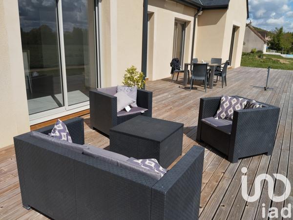 Pavillon 5 pièces de 159 m² à Montoire-sur-le-Loir (41800)