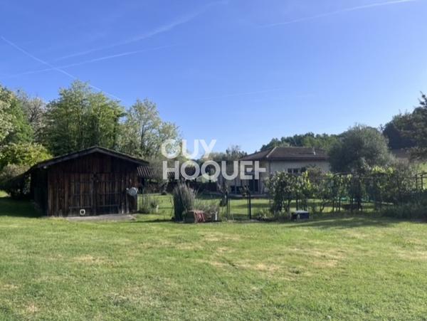Ancienne tuilerie avec gîte et piscine
