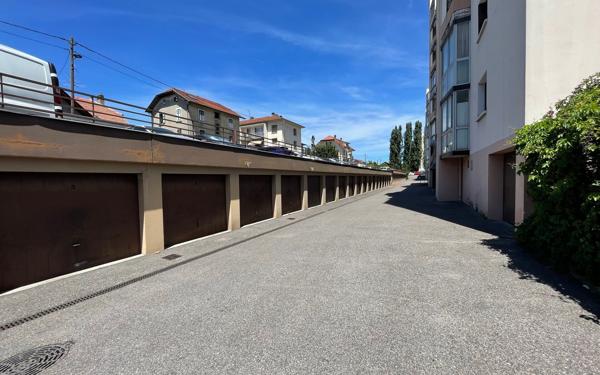 Stationnement à vendre