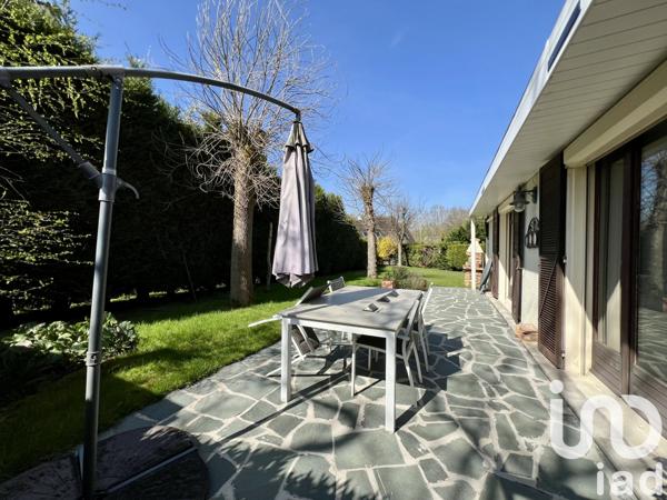 Maison à vendre 7 pièces 153 m² Élancourt