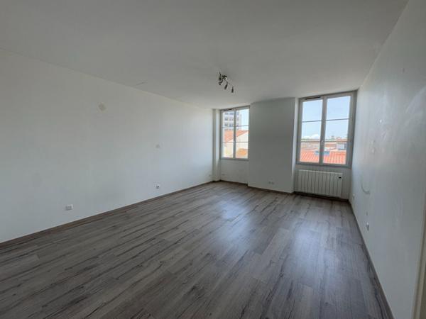 Appartement T3 de 65 m² en hypercentre - Dernier étage