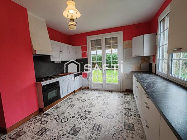 Pavillon 185 m²  sous-sol complet, cour et jardin