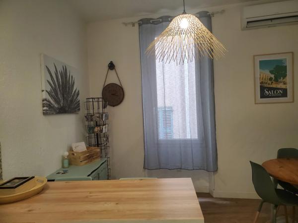 Appartement T2 rénové et meublé – Centre de Salon-de-Provence