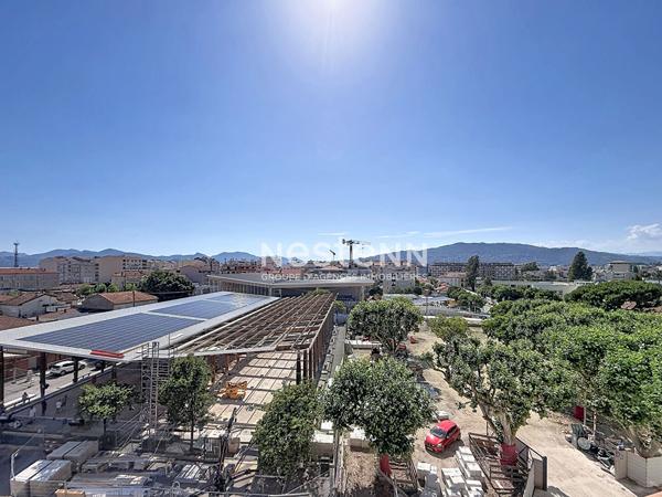 Appartement Cannes La Bocca 3 pièce(s) 61 m2