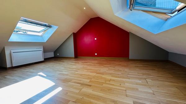 Wasquehal – Maison de charme avec jardin arboré et exposition idéale