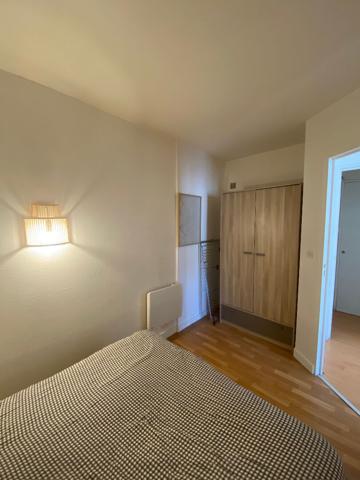 VENTE - Appartement T1 BIS entièrement rénovée et meublée