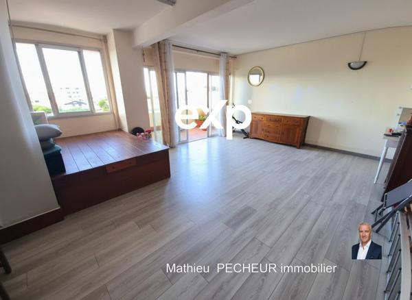 La Réunion / Saint-Denis Vauban / Appartement T5 (4 Chambres) 108 m2 habitables  + Parking