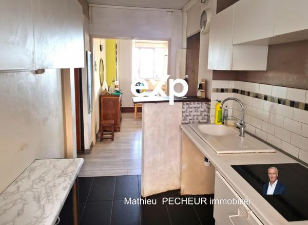 La Réunion / Saint-Denis Vauban / Appartement T5 (4 Chambres) 108 m2 habitables  + Parking