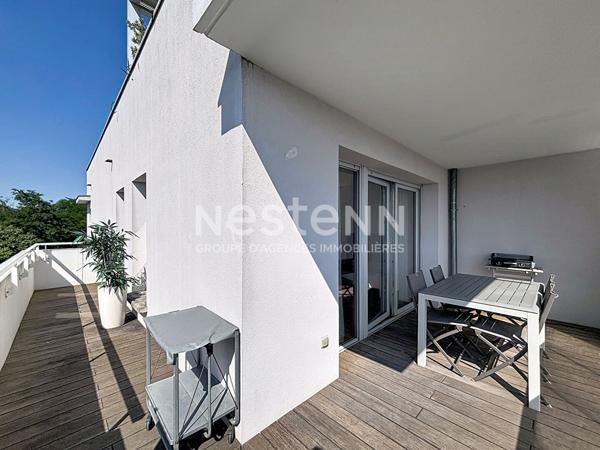 Appartement T4 BRON - 77 m2 - 3 chambres - Grande terrasse - Cave - Immeuble récent - 69500 BRON