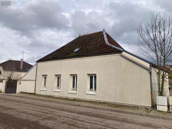 Maison individuelle à vendre à Saint-Parres-lès-Vaudes dans l'Aube (10260), ref : 1036102/5584
