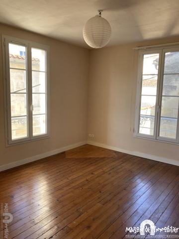 Location Maison de ville - 5 pièces - 102m² - Cave, cour et garage - COGNAC Centre-ville Détails des diagnostics énergétiques