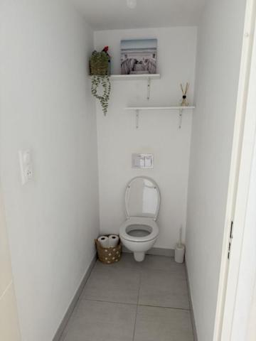 Appartement Propriano 2 pièce(s) 44 m2, terrasse, garage 20 m2 et place de parking privative