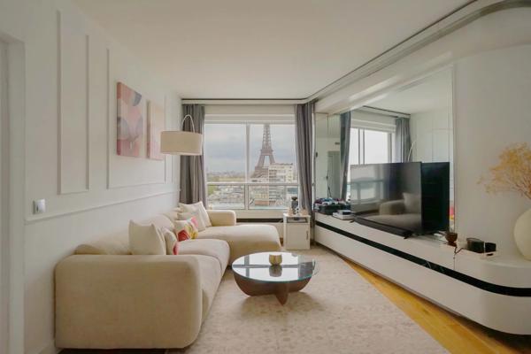 Appartement Paris 15e - QUAI DE GRENELLE