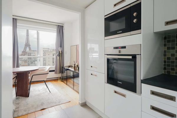 Appartement Paris 15e - QUAI DE GRENELLE