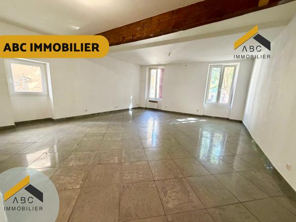Orange (84100) APPARTEMENT 1 CHAMBRE - 56 M2 - EN CENTRE-VILLE D’ORANGE