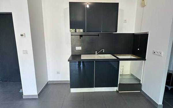 Appartement à louer    2 pièces • 45,38 m2 Noisy-le-Grand