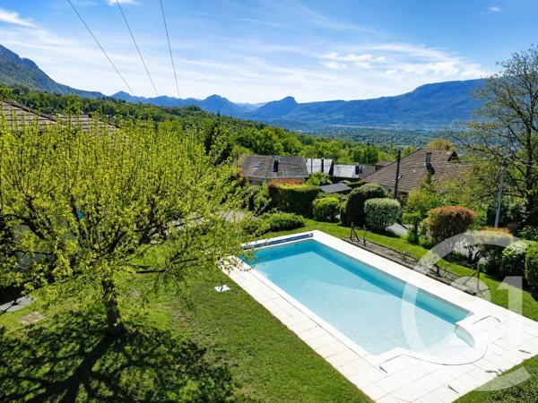 Maison à vendre  8 pièces - 243,51 m 2   TREVIGNIN  - 73