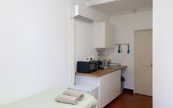 Appartement à louer    1 pièce • 17,38 m2 Avignon