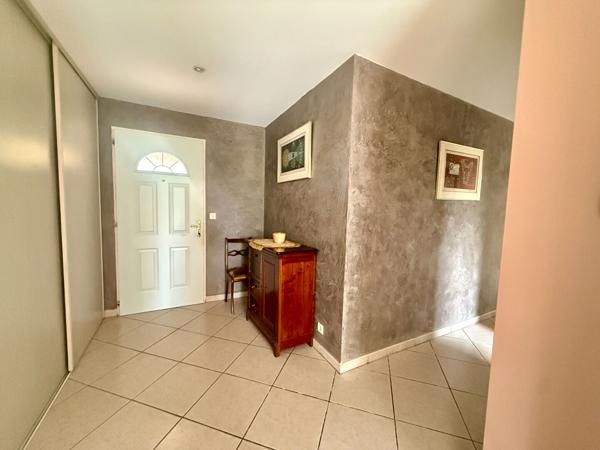 Maison plain-pied dans un quartier calme - 130 m2 , Saint sylvestre sur lot