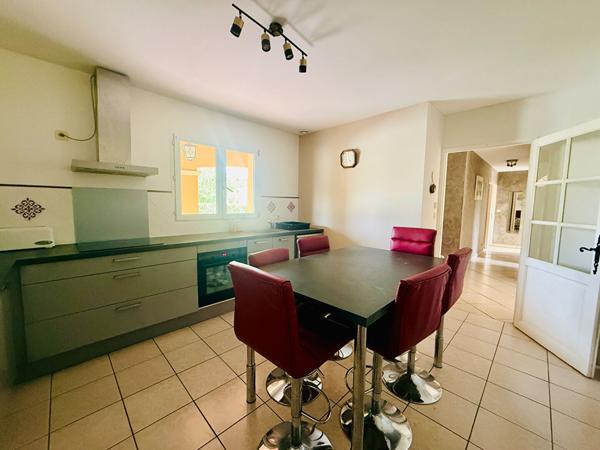 Maison plain-pied dans un quartier calme - 130 m2 , Saint sylvestre sur lot