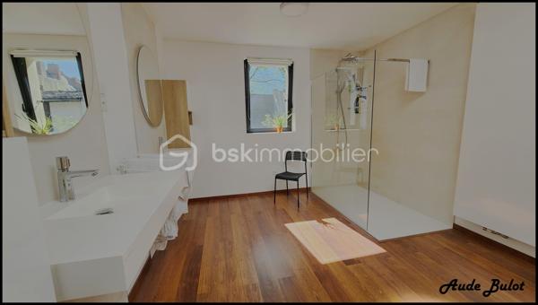 Corps de ferme de 285 m²