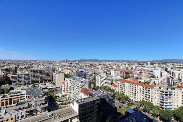 APPARTEMENT TYPE 3 / TERRASSE