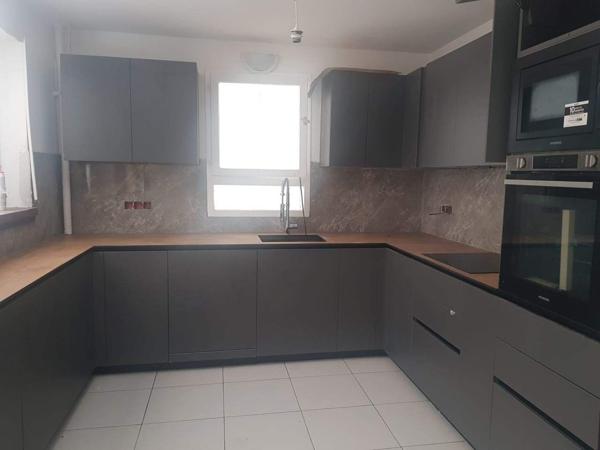 À VENDRE – Appartement T4 vue mer à Dampierre, commune du Gosier (Guadeloupe)