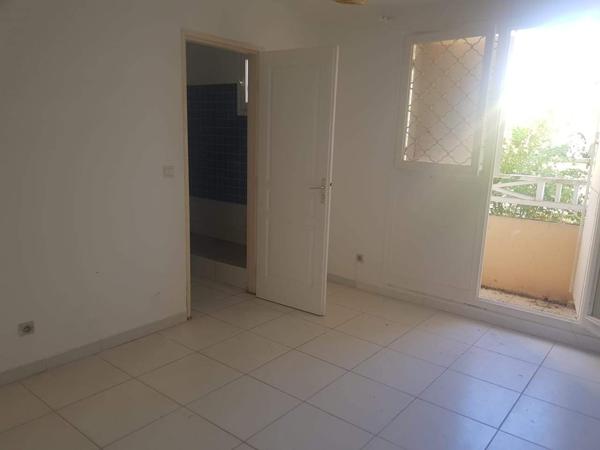 À VENDRE – Appartement T4 vue mer à Dampierre, commune du Gosier (Guadeloupe)