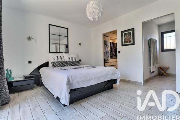 Maison à vendre 6 pièces 195 m² Thuir